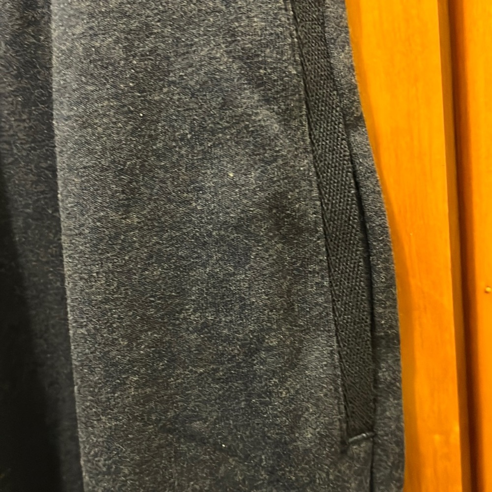 Men’s 32 Heat draw string sweatpants item #1502760 - Picture 5 of 7